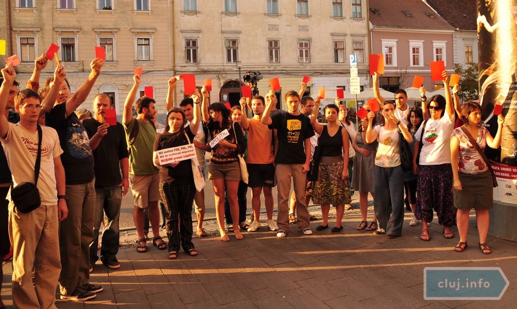 Clujenii i-au arătat cartonașul roşu lui Traian Băsescu
