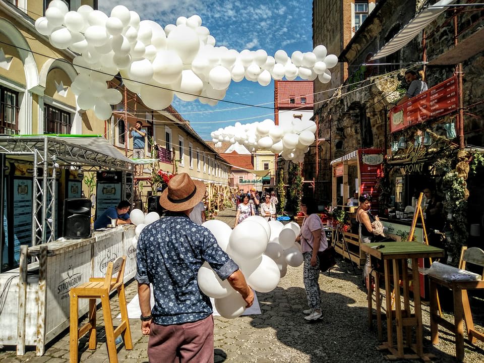 Strada Potaissa devine zonă complet pietonală, pe toată lungimea, într-un experiment urban inedit