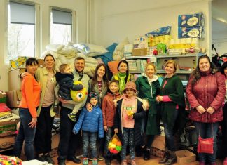 Sute de refugiați ucraineni aflați în Cluj au beneficiat de sprijin prin intermediul unui centru de donații înființat de un ONG clujean în P-ța 1 Mai