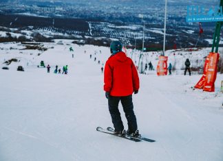 Iubitorii de schi din Cluj-Napoca se pot bucura de proximitatea Pârtiei Feleacu, zilnic până la ora 21