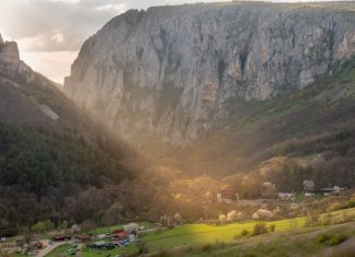 Linie metropolitană de autobuz Cluj-Napoca – Cheile Turzii, cerută de localnici și turiști