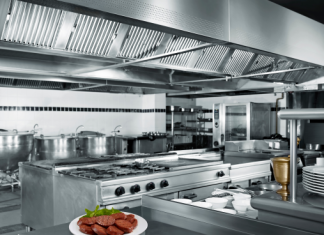 Ai un business în domeniul HoReCa? Comandă rafturi, cuve şi alte confecţii metalice din inox!