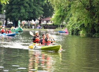Sesiuni gratuite de caiac pe lacul Chios din Parcul Central, la Zilele Clujului 2024