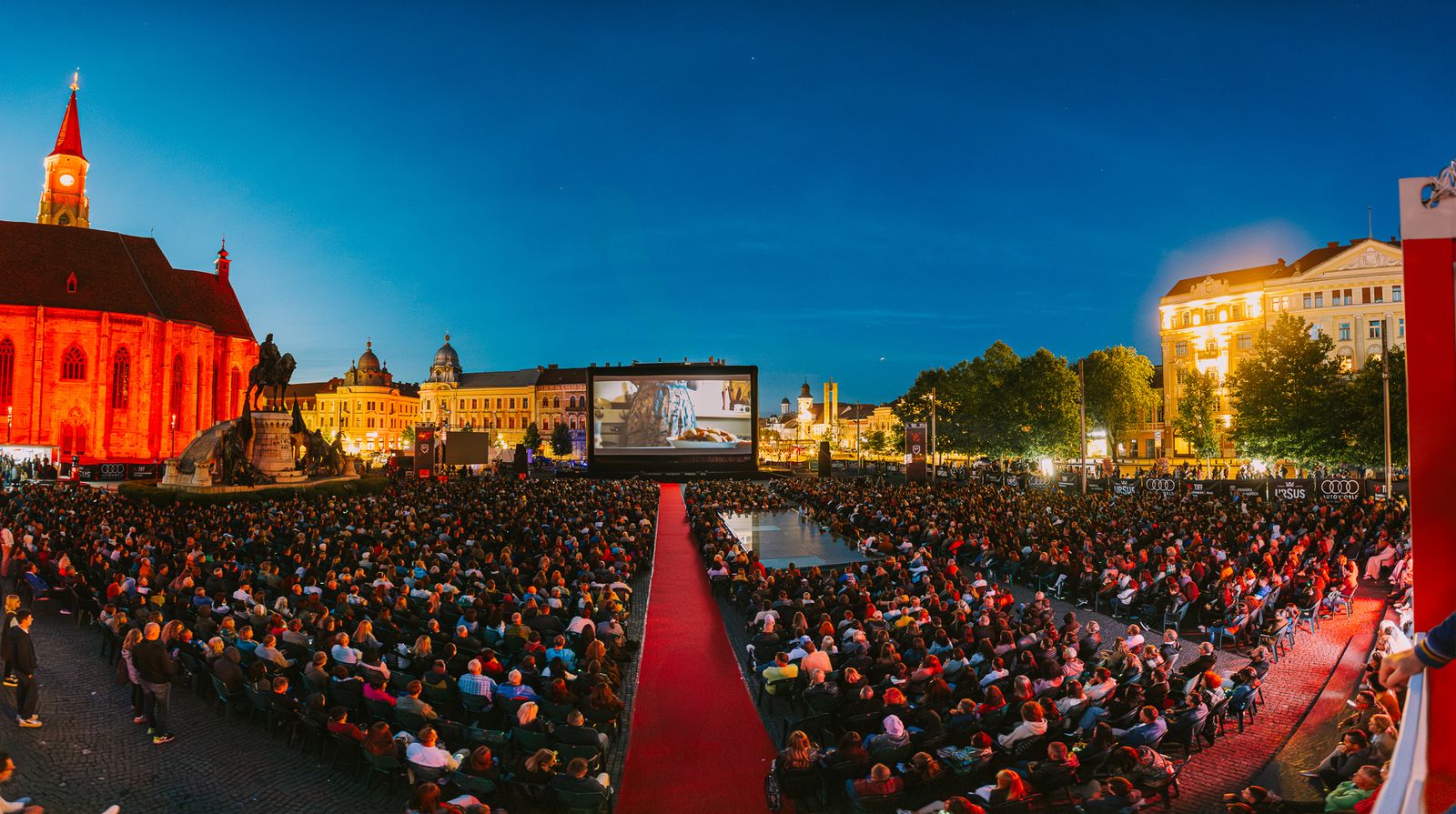 Meciul România - Belgia se vede în Piața Unirii din Cluj-Napoca, la TIFF