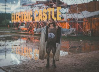 10 ani de Electric Castle în 5 minute: video ce dezvăluie situații inedite din istoria festivalului