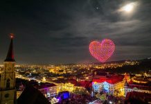 Revelion 2026 la Cluj-Napoca: Concerte live și spectacol de drone și lumini în Piața Unirii