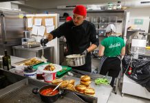 Atelier pentru o alimentație sănătoasă și sustenabilă în școlile din Cluj, printr-un proiect european