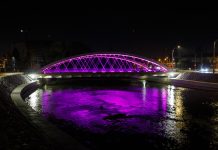 Primăria Cluj-Napoca marchează luna conștientizării cancerului de sân printr-un gest simbolic