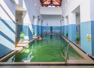 Nou program de transport Cluj-Napoca – Băile Cojocna, sincronizat pentru 4 ore de relaxare în bazin