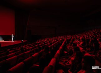 Spectacolul „Oamenii Dreptății” ajunge din nou la Cluj-Napoca: voci curajoase spun povești despre dreptate pe 28 mai