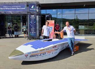 Studenții UTCN au adus la Techsylvania o mașină solară construită la Cluj. Sol Invictus 2 poate atinge 140 km/h